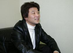 雑賀俊郎監督写真