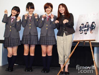 Fjmovie Com アイドルが制服姿で主題歌も熱唱 ゴメンナサイ 先行プレミア上映イベント